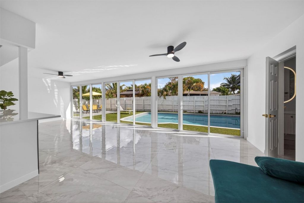 4390 NW 38th Avenue, Fort Lauderdale, FL 33309 Photo