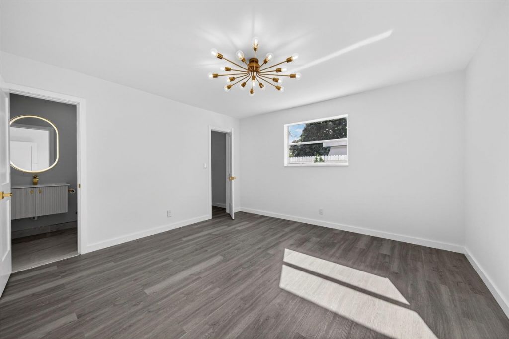 4390 NW 38th Avenue, Fort Lauderdale, FL 33309 Photo