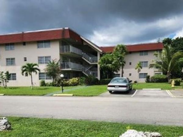 2901 NW 47th Ter, Unit 349, Fort Lauderdale, FL 33313