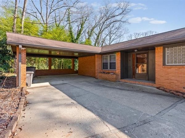 5 Ridgewood Drive, Cartersville, GA 30120