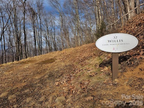 32 Finlaystone Trace, Waynesville, NC 28786