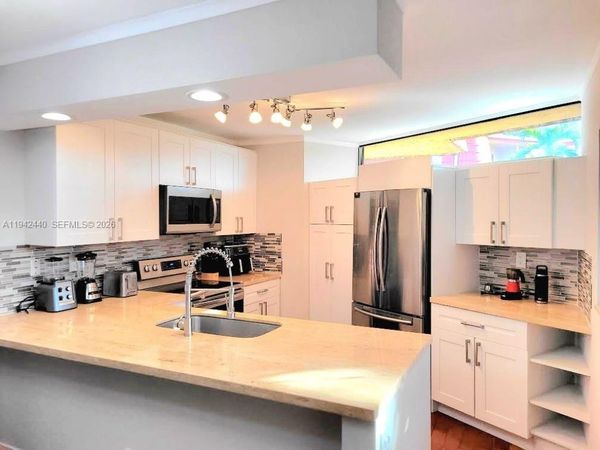 22916 Oxford Pl, Unit D, Boca Raton, FL 33433