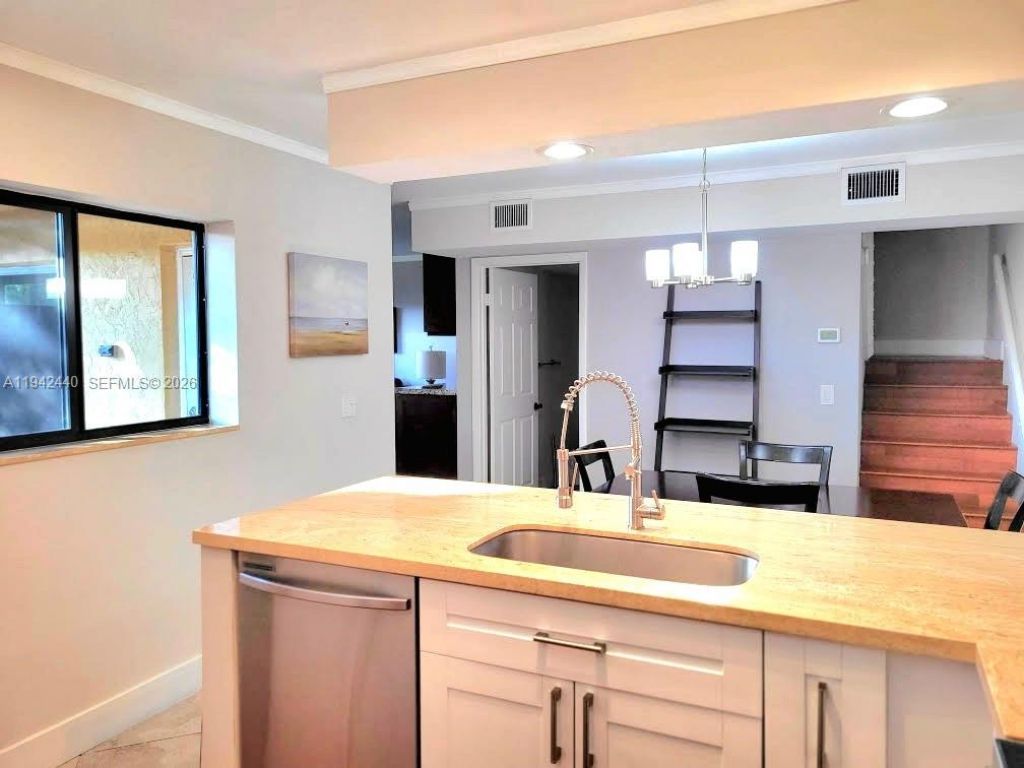 22916 Oxford Pl, Unit D, Boca Raton, FL 33433 Photo