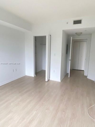 2775 NE 187 St, Unit 407, Aventura, FL 33180 Photo