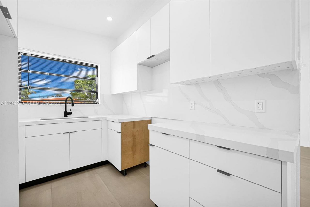 1918 NW 185th St, Miami Gardens, FL 33056 Photo