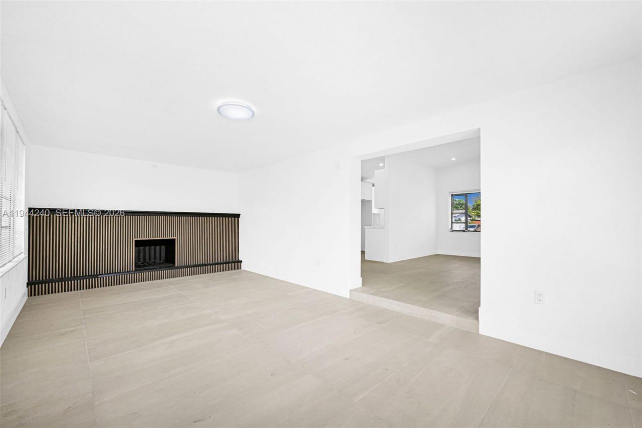 1918 NW 185th St, Miami Gardens, FL 33056 Photo