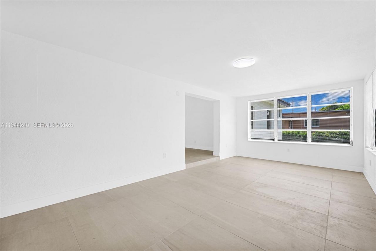 1918 NW 185th St, Miami Gardens, FL 33056 Photo