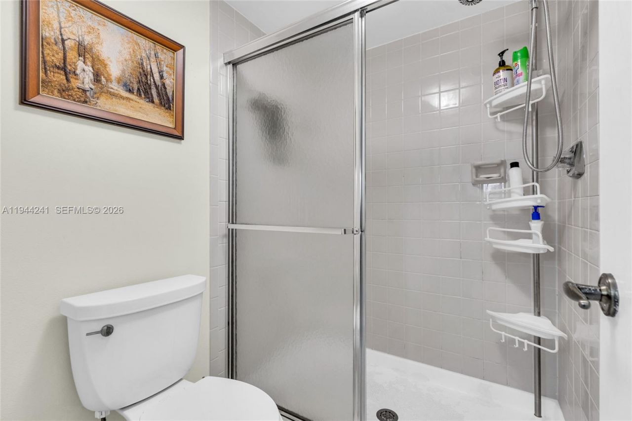 2981 N Nob Hill Rd, Unit 406, Sunrise, FL 33322 Photo