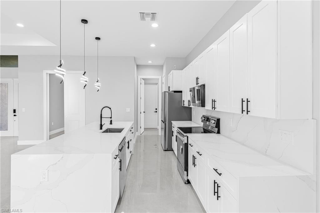 2830 NW 41st Ave, Cape Coral, FL 33993 Photo