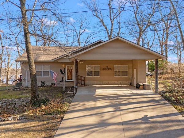 32180 S 627 Road, Grove, OK 74344