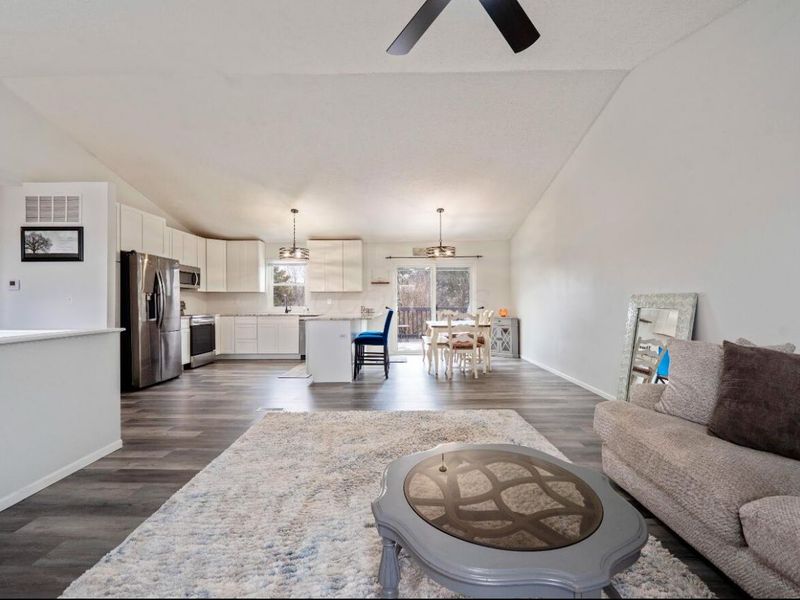 2072 Asher Court, Columbus, OH 43223 Photo 13