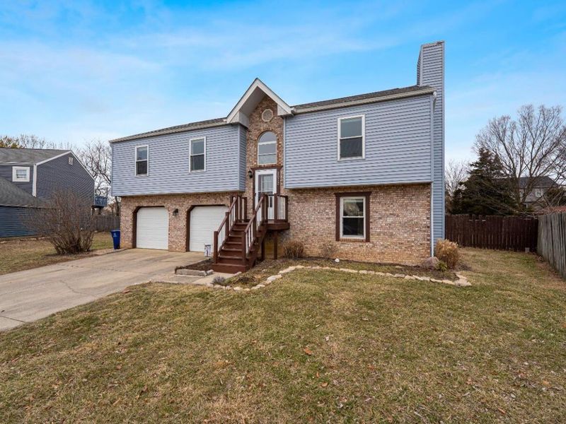 2072 Asher Court, Columbus, OH 43223 Photo 2