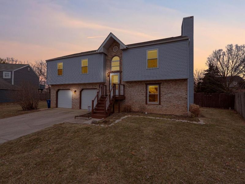 2072 Asher Court, Columbus, OH 43223 Photo 3