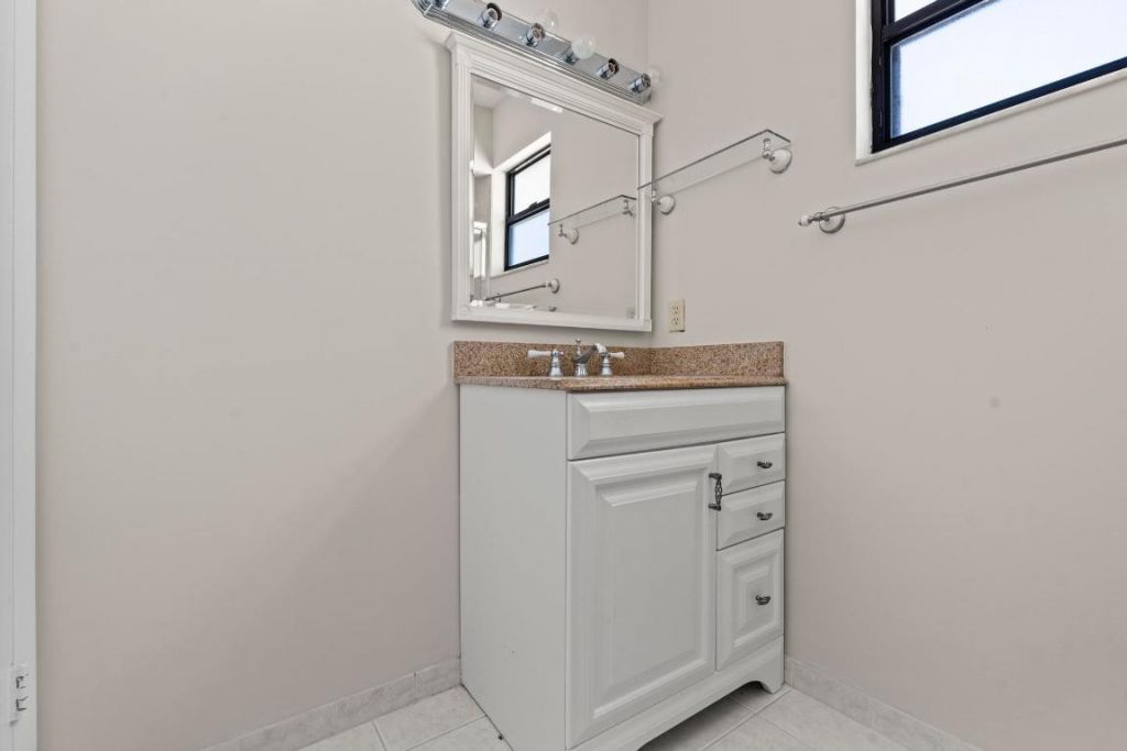 2441 SE Avalon Road, Port Saint Lucie, FL 34952 Photo