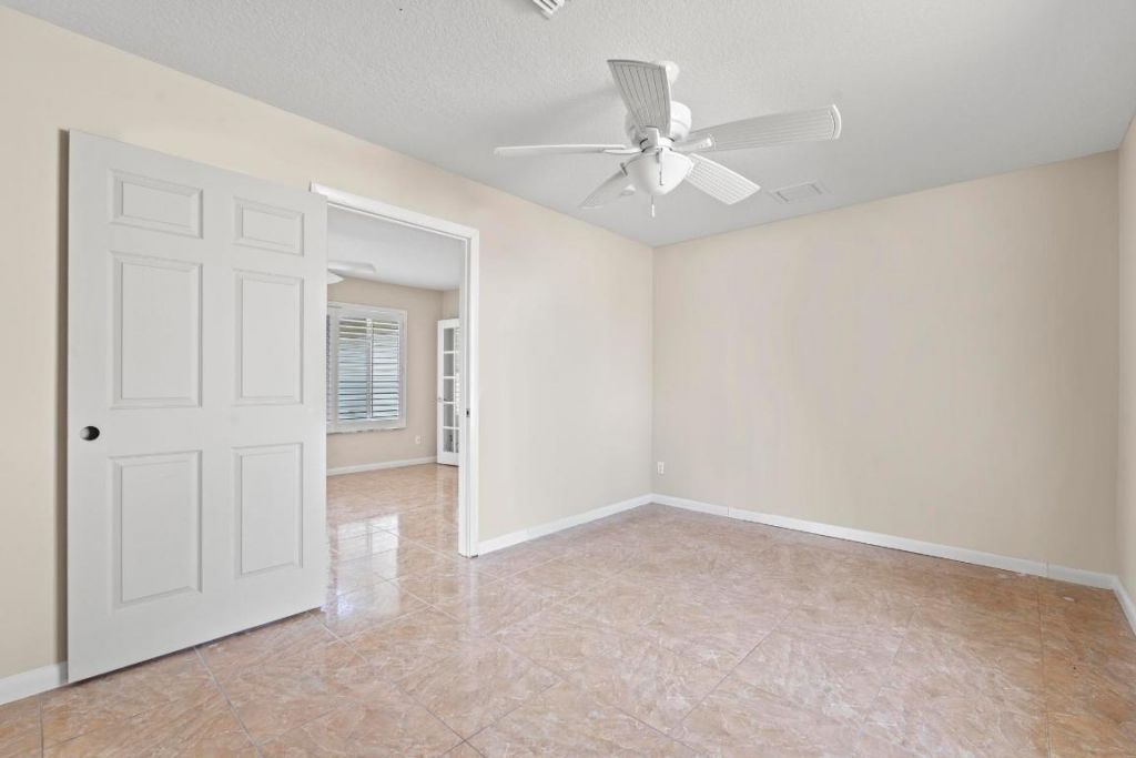 2441 SE Avalon Road, Port Saint Lucie, FL 34952 Photo