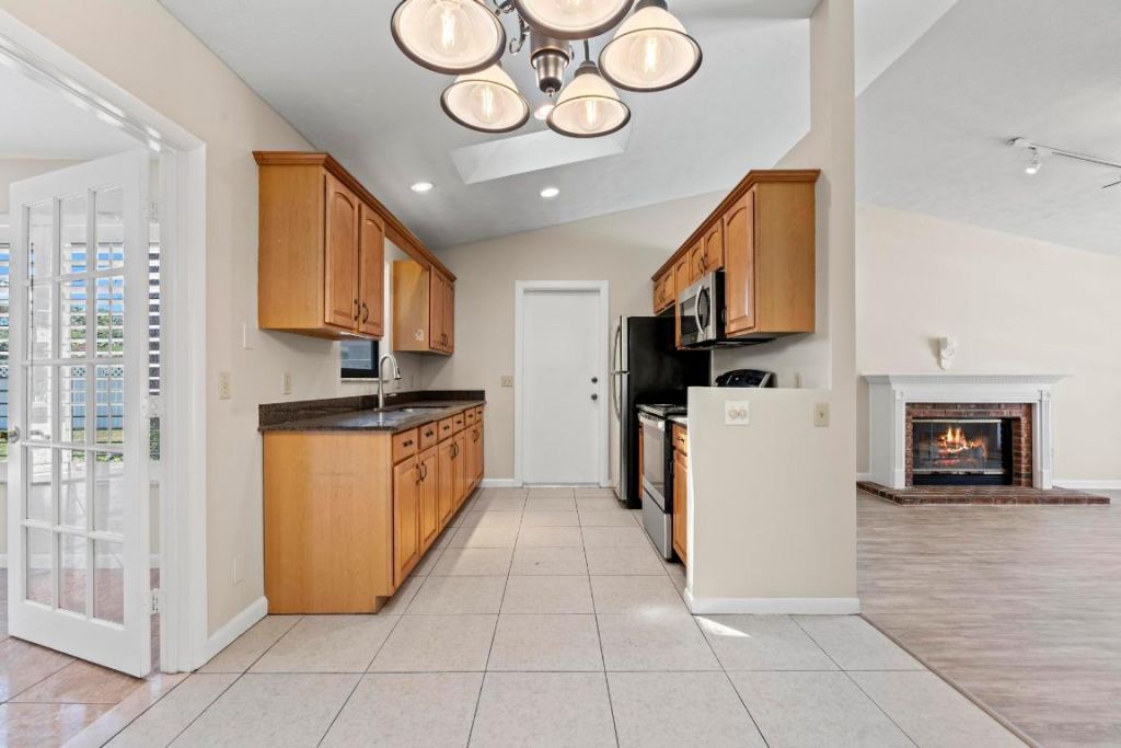 2441 SE Avalon Road, Port Saint Lucie, FL 34952 Photo