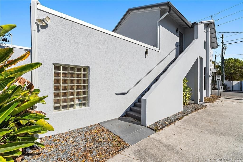 310 SE Denver Avenue, Unit 2, Stuart, FL 34994 Photo