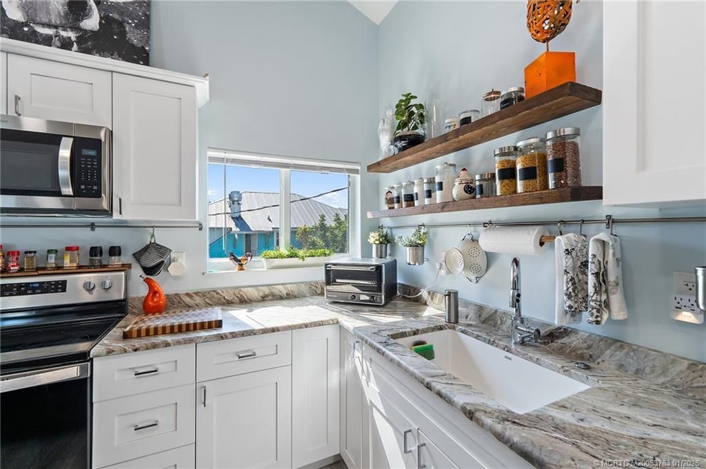 310 SE Denver Avenue, Unit 2, Stuart, FL 34994 Photo