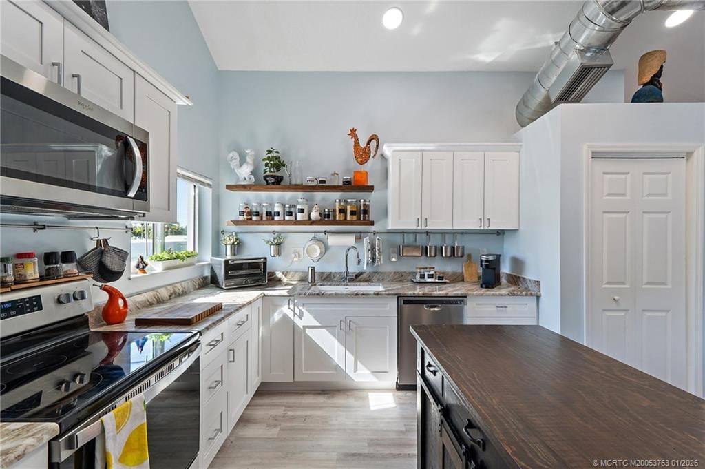 310 SE Denver Avenue, Unit 2, Stuart, FL 34994 Photo