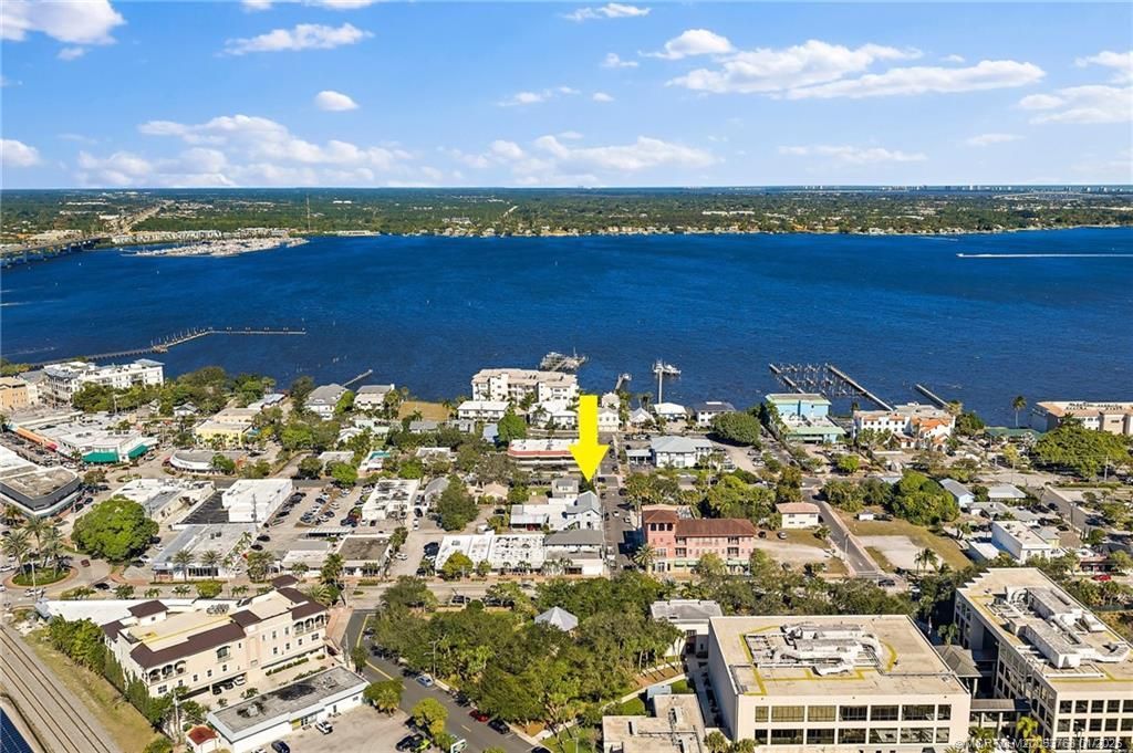 310 SE Denver Avenue, Unit 2, Stuart, FL 34994 Photo