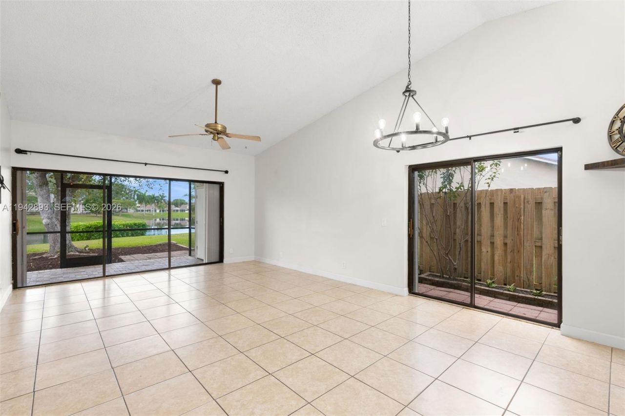 5149 E Lakes Dr, Deerfield Beach, FL 33064 Photo