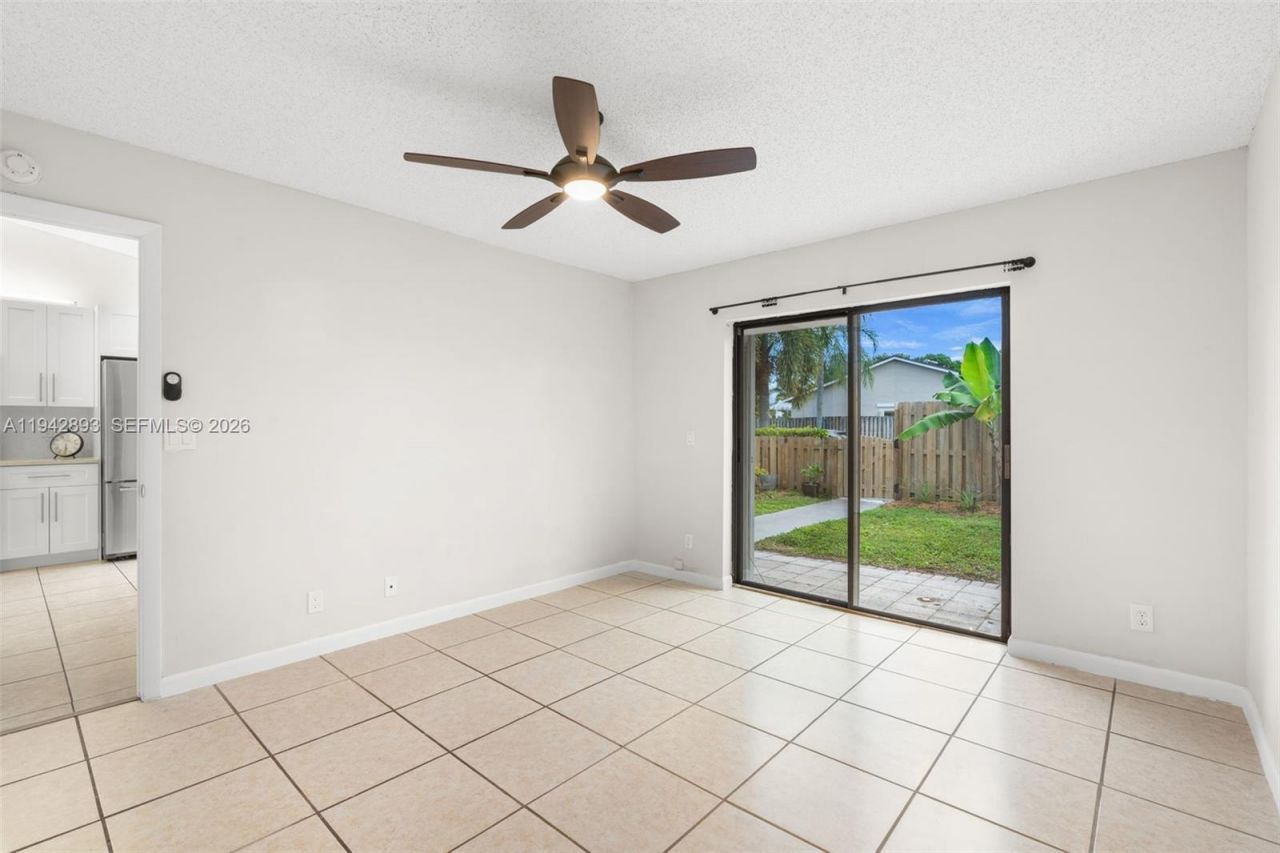 5149 E Lakes Dr, Deerfield Beach, FL 33064 Photo