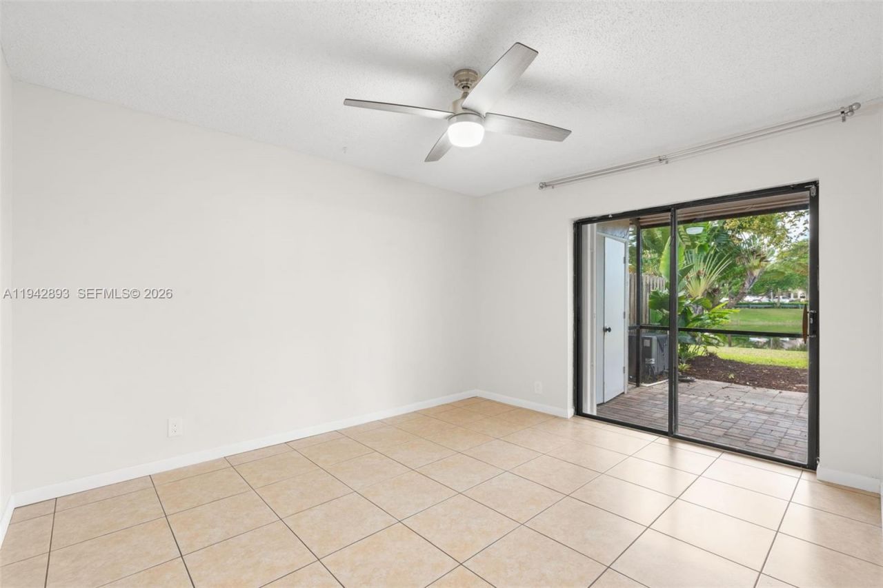 5149 E Lakes Dr, Deerfield Beach, FL 33064 Photo