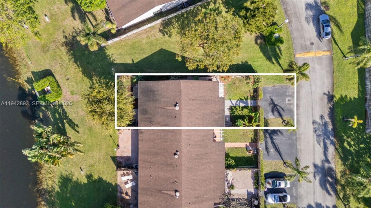 5149 E Lakes Dr, Deerfield Beach, FL 33064 Photo