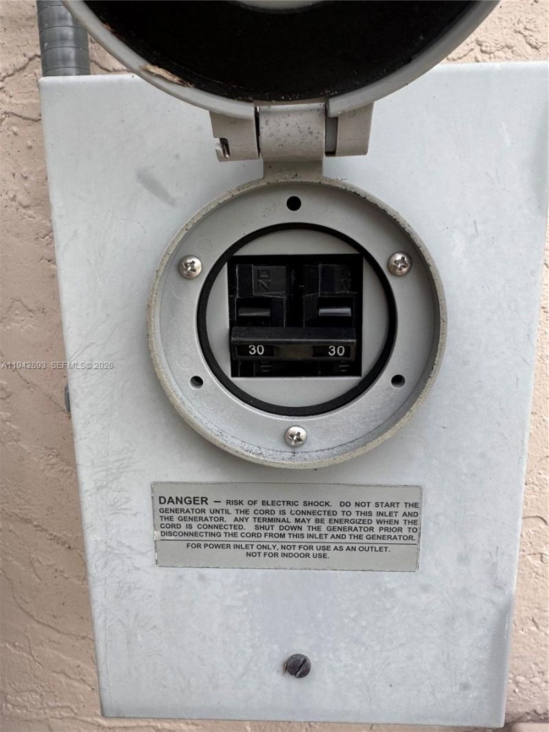 5149 E Lakes Dr, Deerfield Beach, FL 33064 Photo