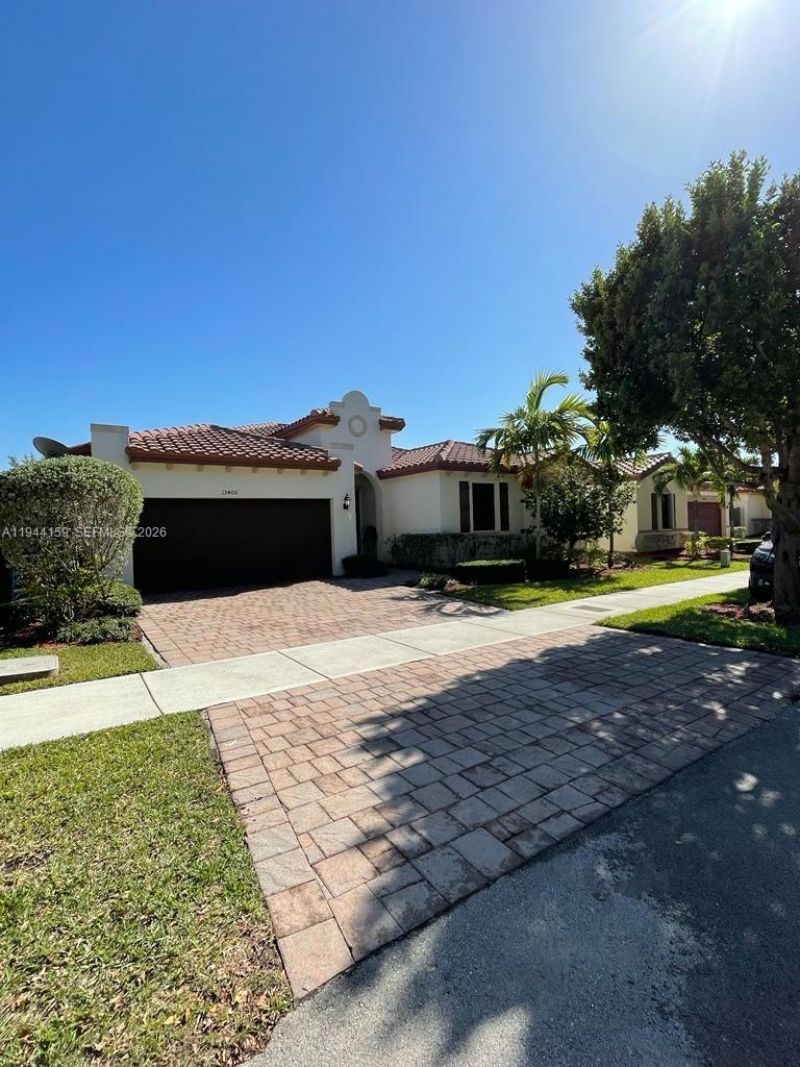 15400 SW 176th Ln , Miami, FL 33187 Photo