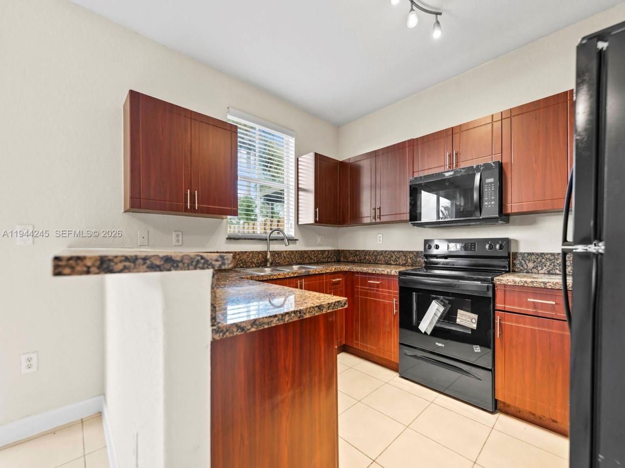 2441 SE 14th St, Homestead, FL 33035 Photo