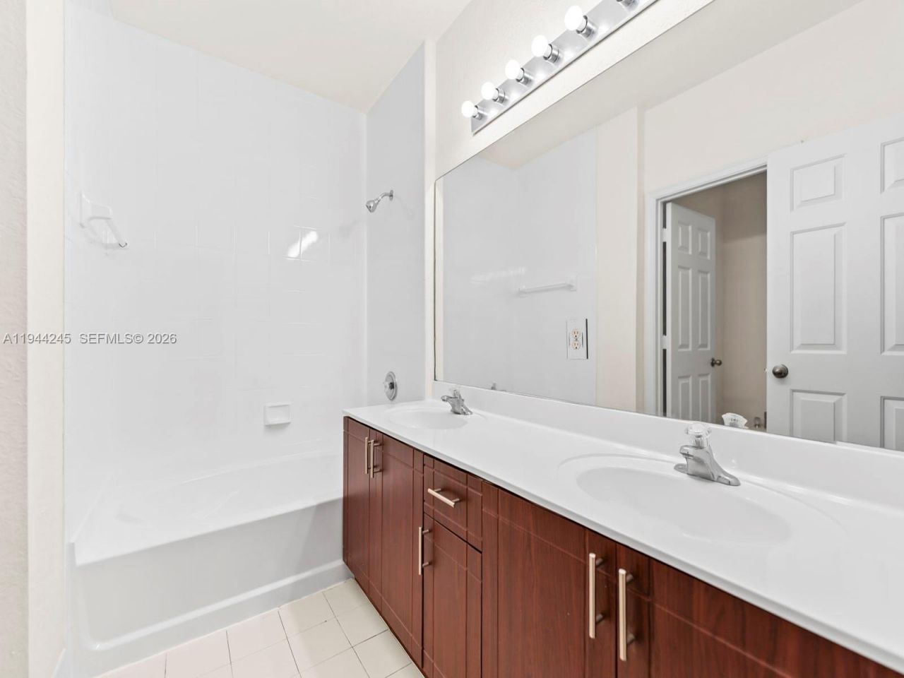 2441 SE 14th St, Homestead, FL 33035 Photo