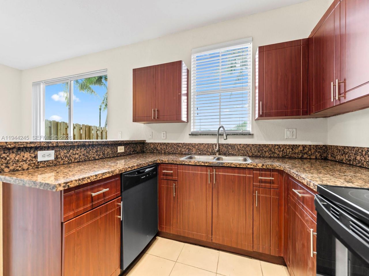 2441 SE 14th St, Homestead, FL 33035 Photo