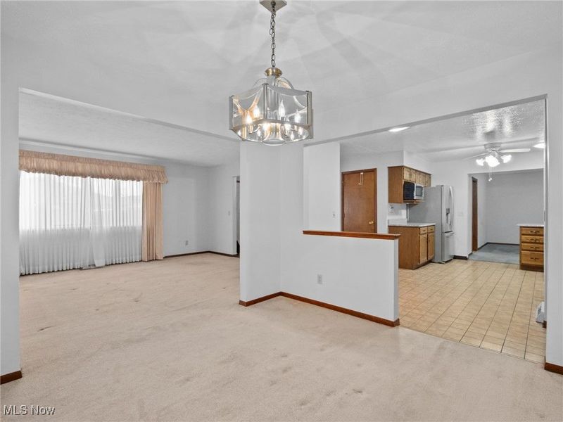 4250 Dawncliff Drive, Brooklyn, OH 44144 Photo 21