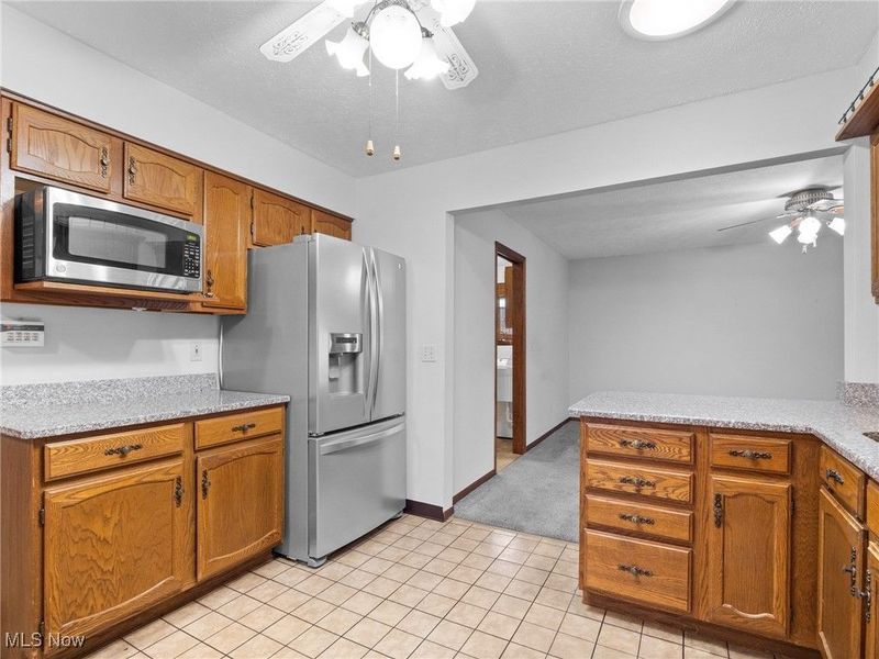 4250 Dawncliff Drive, Brooklyn, OH 44144 Photo 8