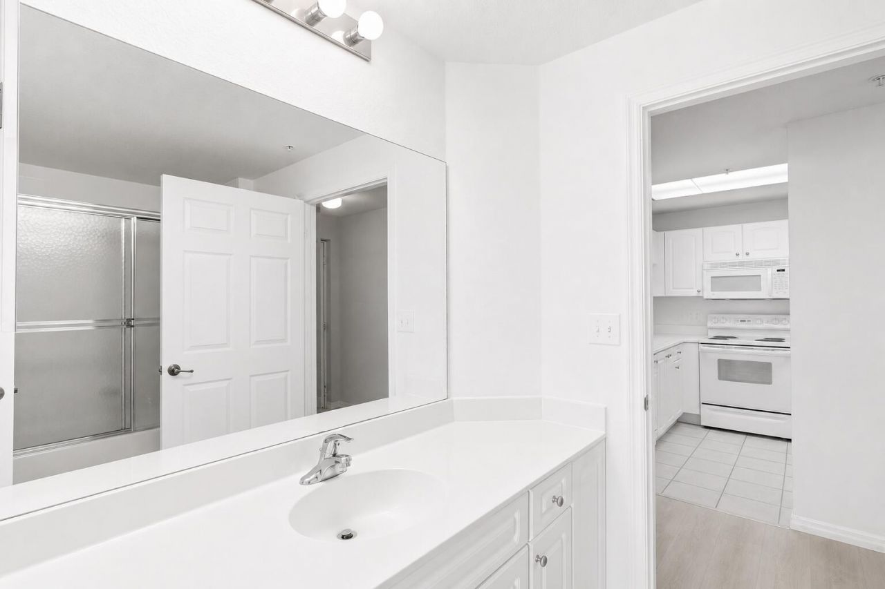 2806 Veronia Drive, Unit 301, Palm Beach Gardens, FL 33410 Photo