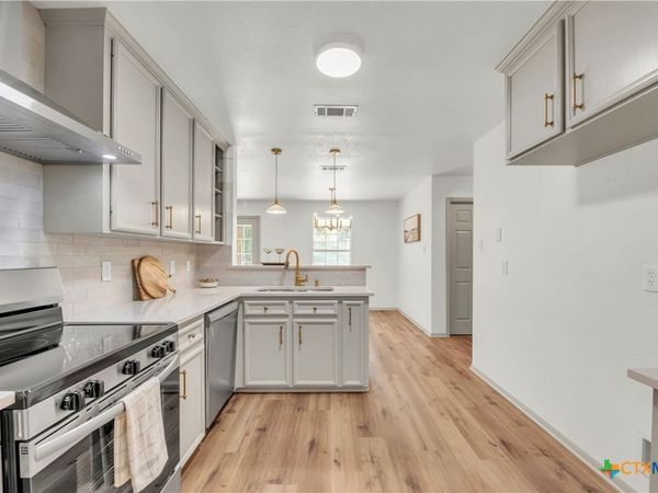 42 Great West Loop, Belton, TX 76513