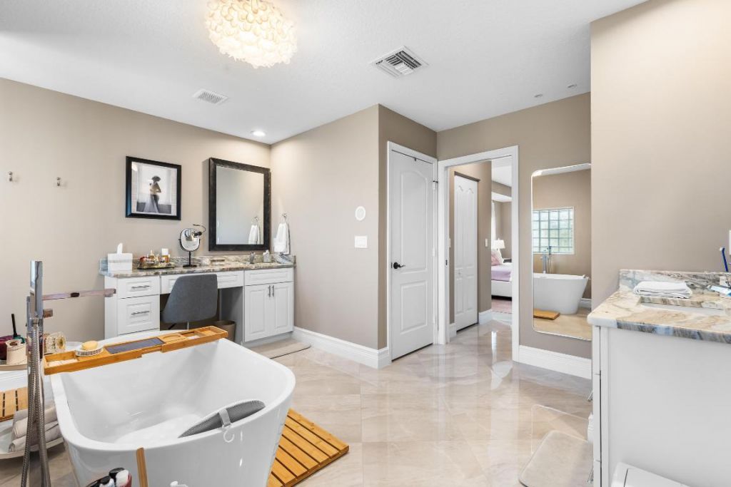 1434 SW Jacksonville Avenue, Port Saint Lucie, FL 34953 Photo