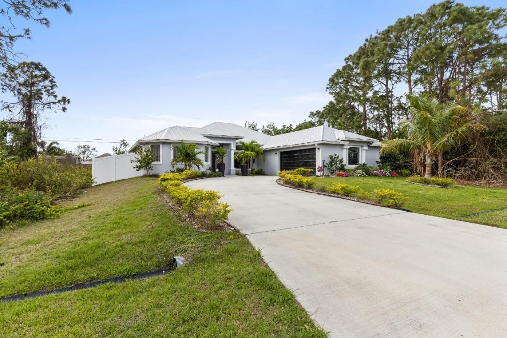 1434 SW Jacksonville Avenue, Port Saint Lucie, FL 34953 Photo