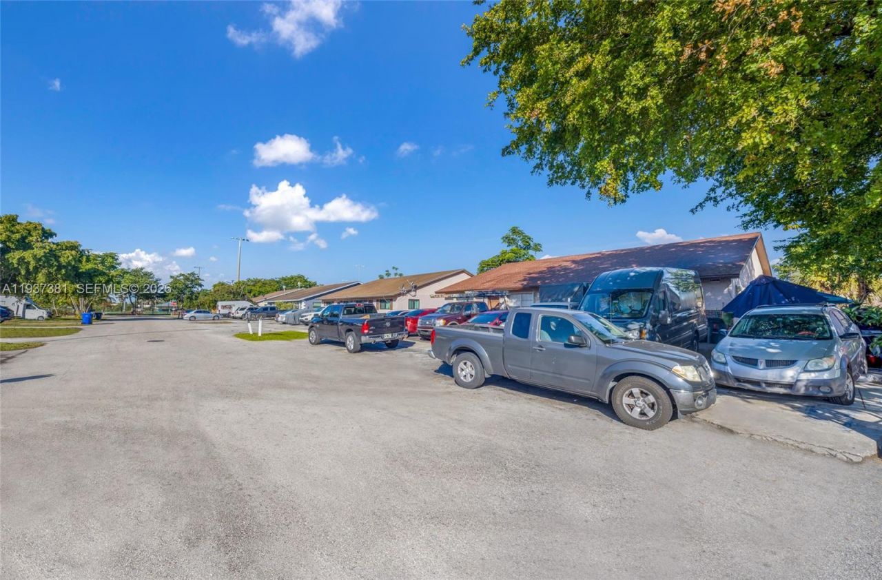 1471 NW 22nd St, Fort Lauderdale, FL 33311 Photo