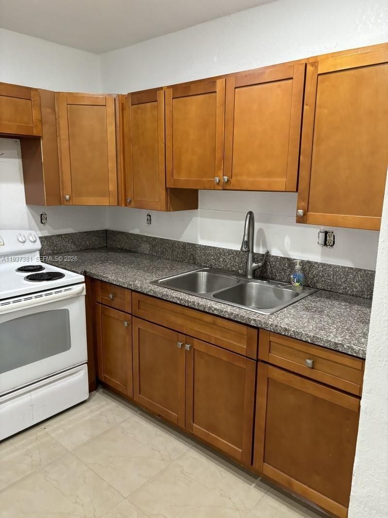 1471 NW 22nd St, Fort Lauderdale, FL 33311 Photo