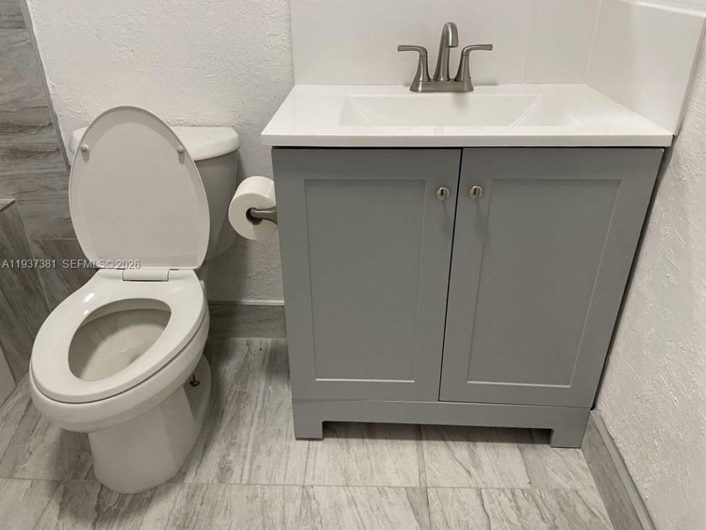 1471 NW 22nd St, Fort Lauderdale, FL 33311 Photo