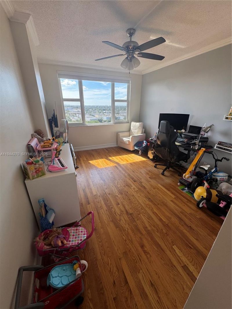 3800 Hillcrest Dr, Unit 1222, Hollywood, FL 33021 Photo