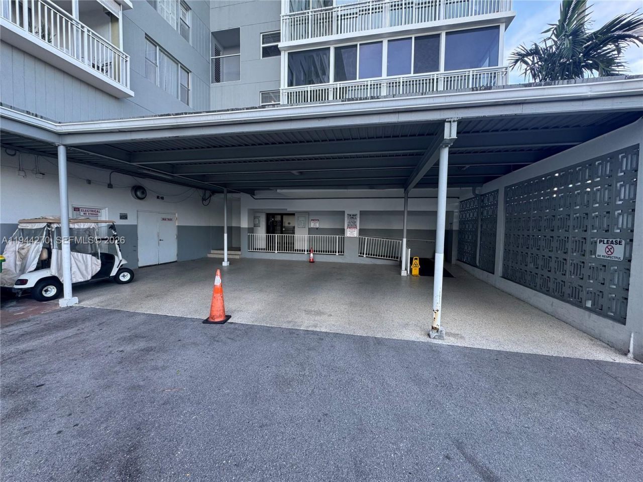3800 Hillcrest Dr, Unit 1222, Hollywood, FL 33021 Photo