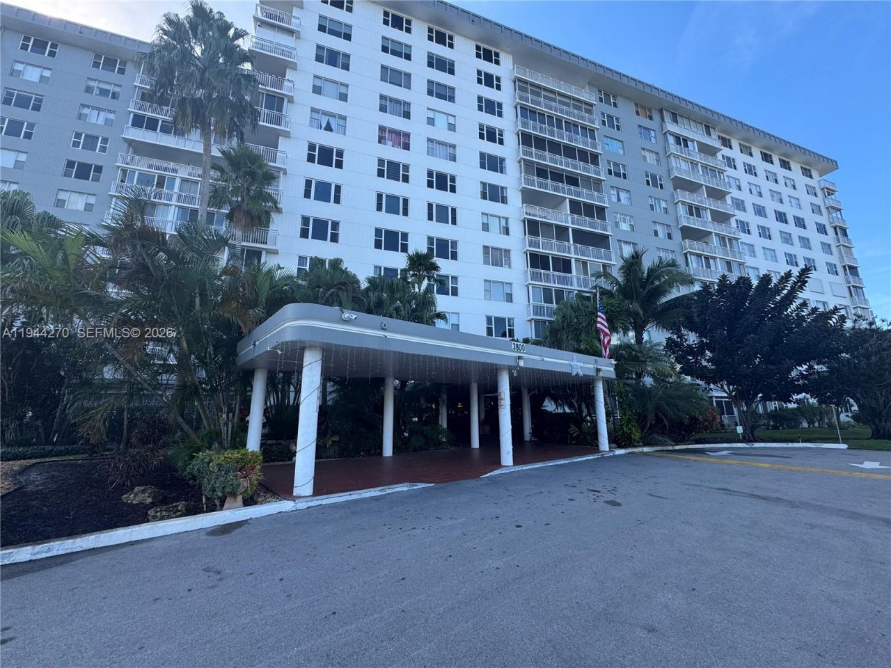 3800 Hillcrest Dr, Unit 1222, Hollywood, FL 33021 Photo