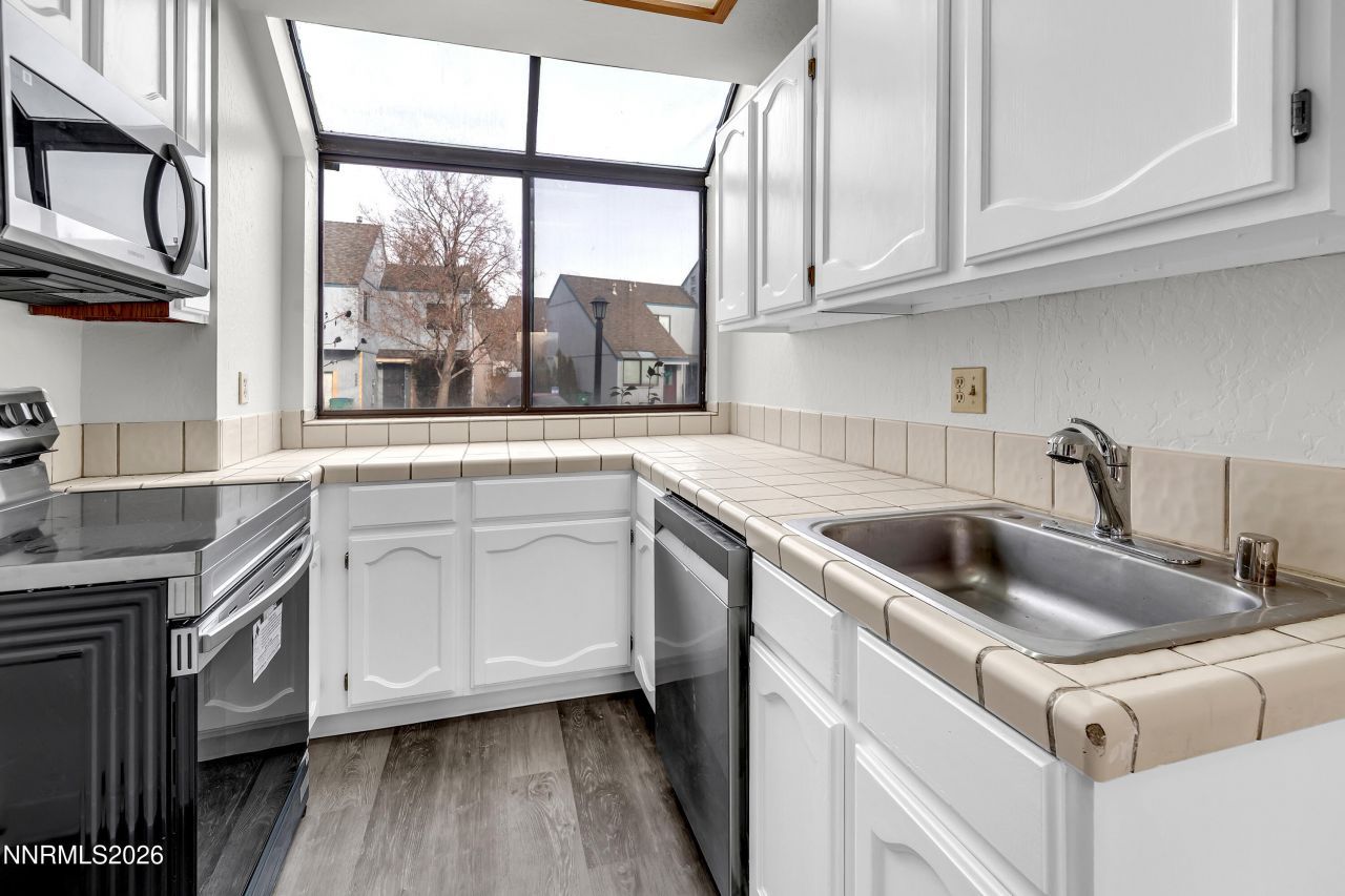 2561 Garfield Drive, Sparks, NV 89431 Photo