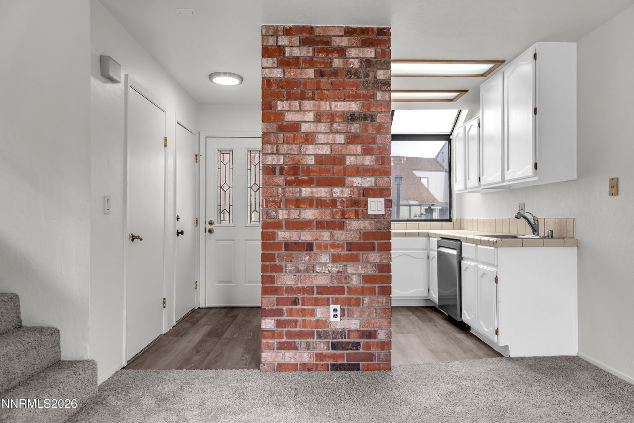 2561 Garfield Drive, Sparks, NV 89431 Photo