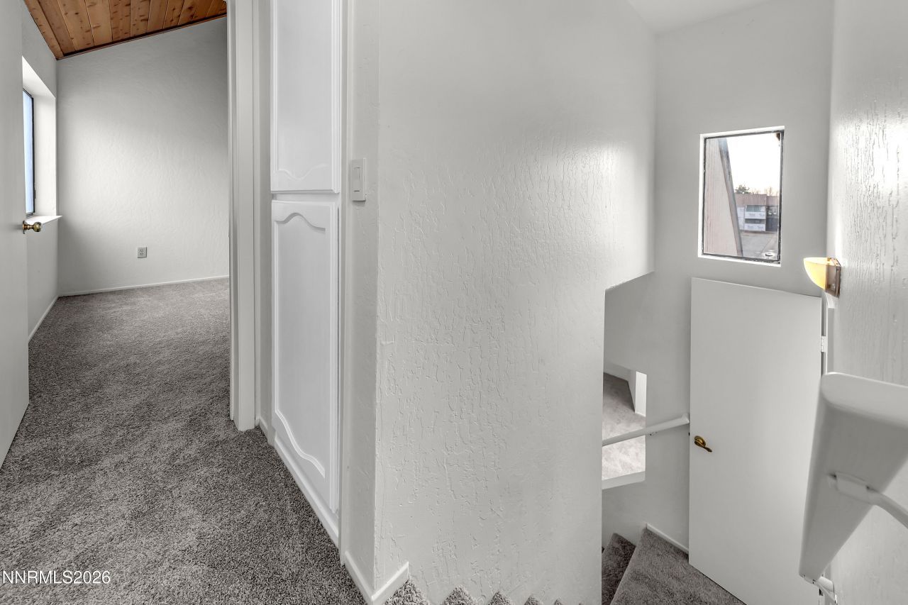 2561 Garfield Drive, Sparks, NV 89431 Photo