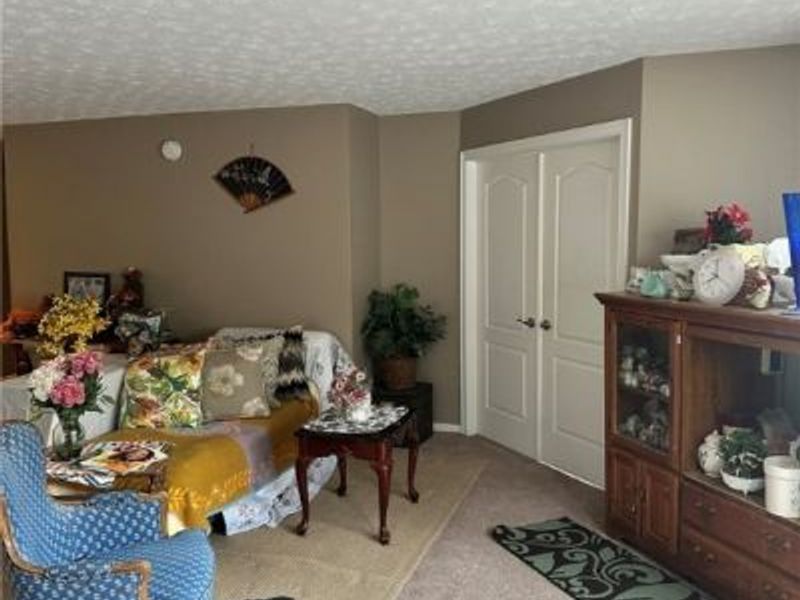 365 Village Pointe Drive, Unit A, Akron, OH 44313 Photo 4