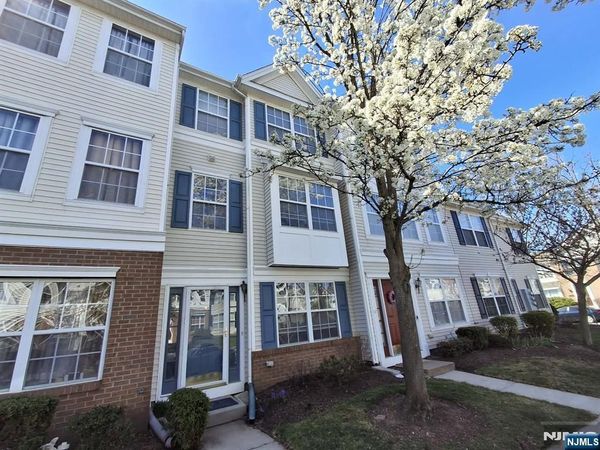 16 Puchala Drive, SAYREVILLE, NJ 08859